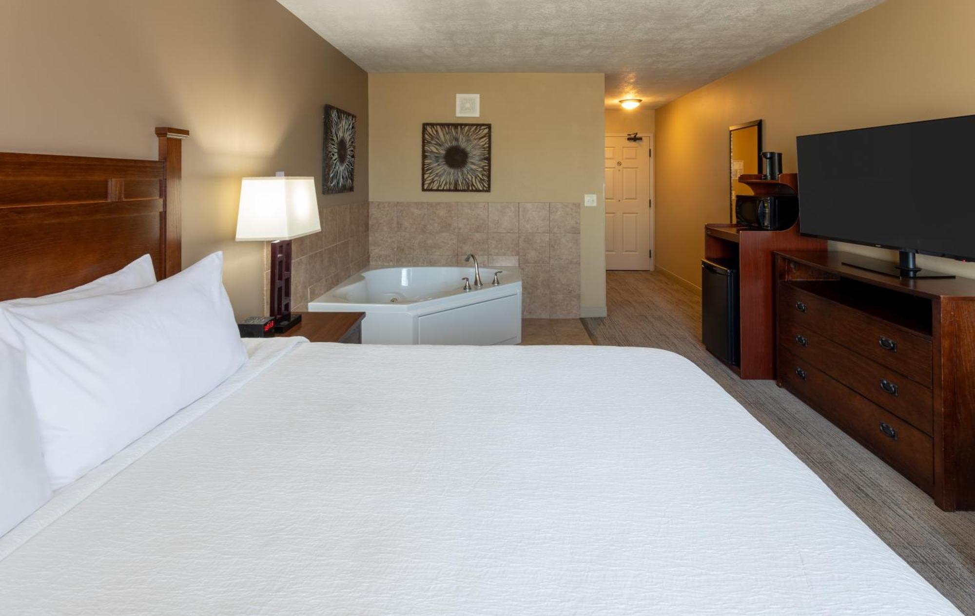 Grandstay Inn & Suites Of Luverne Екстериор снимка
