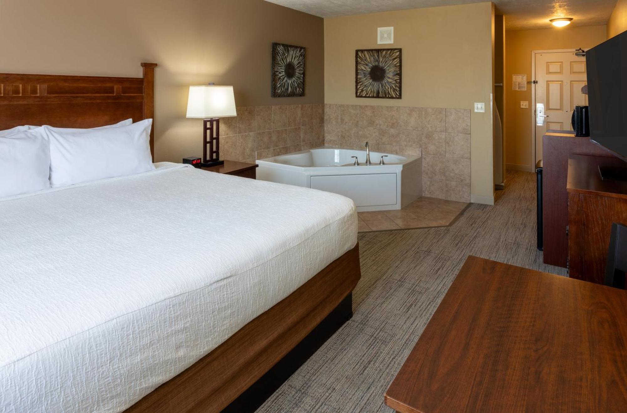 Grandstay Inn & Suites Of Luverne Екстериор снимка