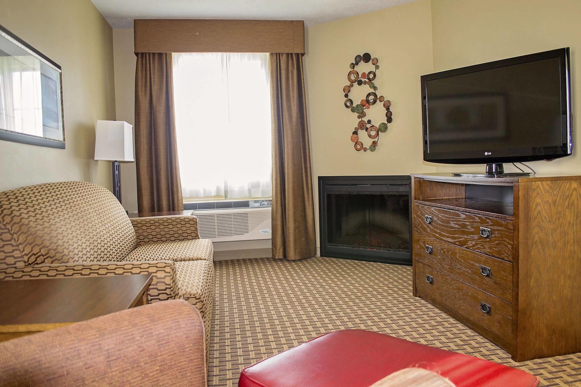 Grandstay Inn & Suites Of Luverne Екстериор снимка